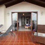 Guest house The Fit Retreat