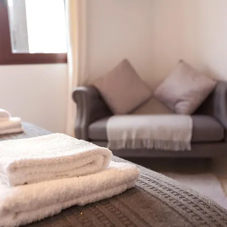 Guest house The Fit Retreat